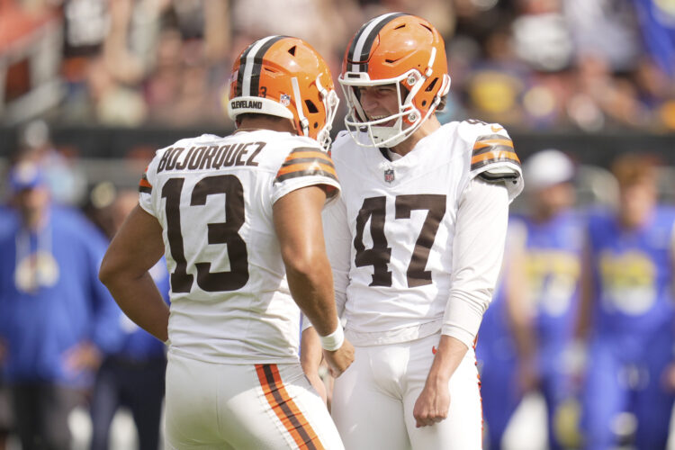 Browns top Rams on last-second field goal